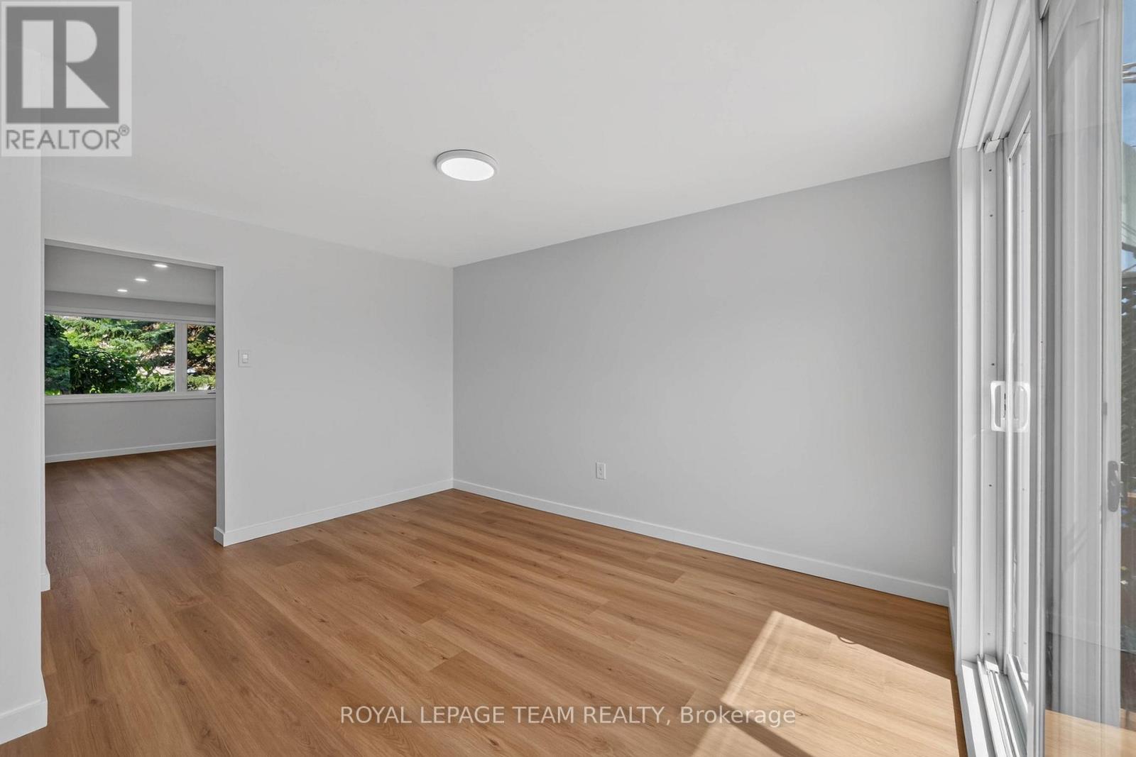 64 Mulvagh Avenue, Ottawa, Ontario  K2E 6M6 - Photo 12 - X13523262