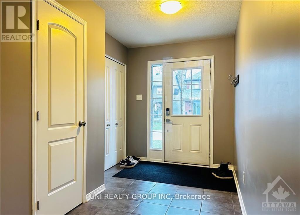 206 Vision Street, Ottawa, Ontario  K4M 0B5 - Photo 4 - X13523882