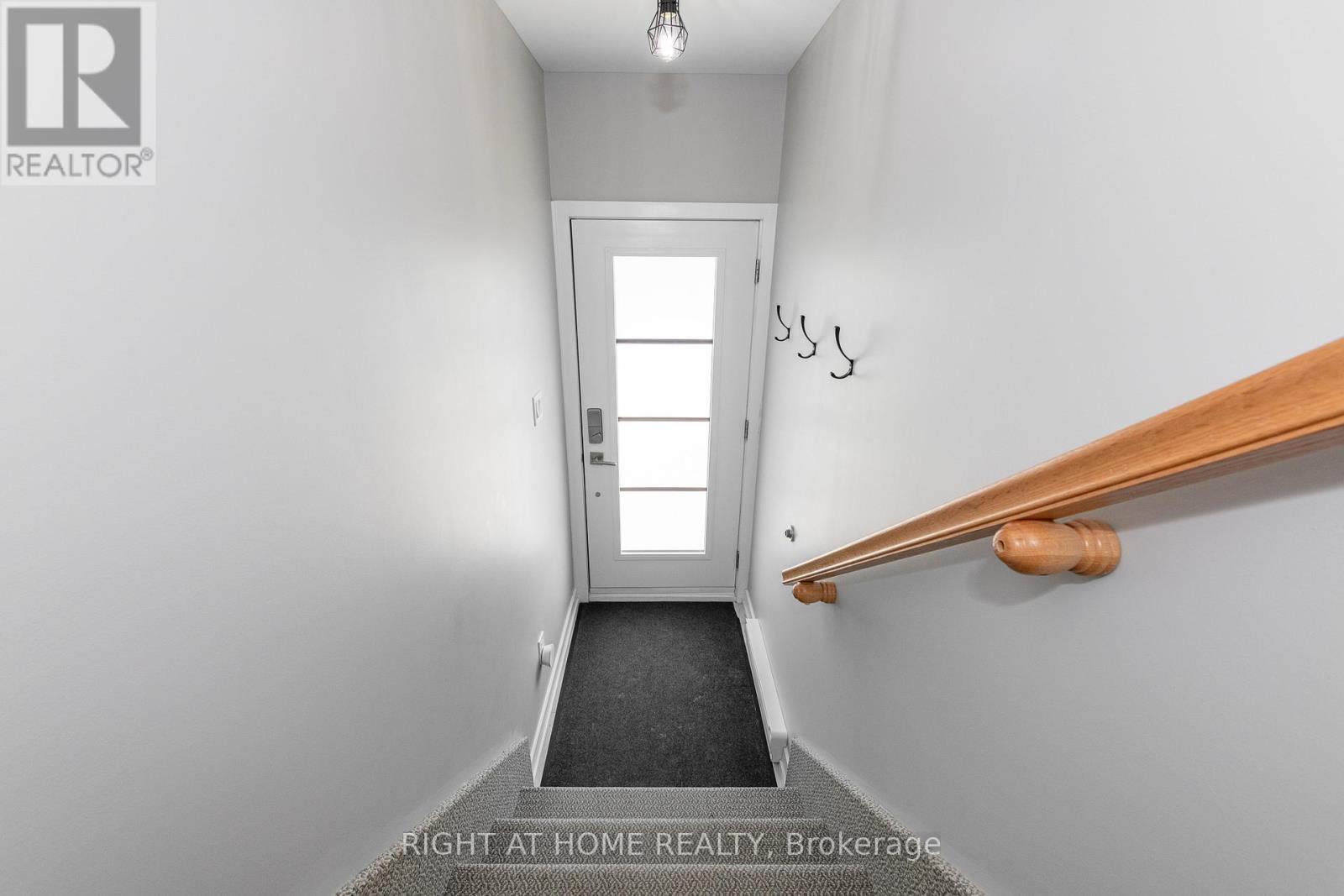 296 - 308 Masters Lane, Clarence-Rockland, Ontario  K4K 0L3 - Photo 3 - X13524102