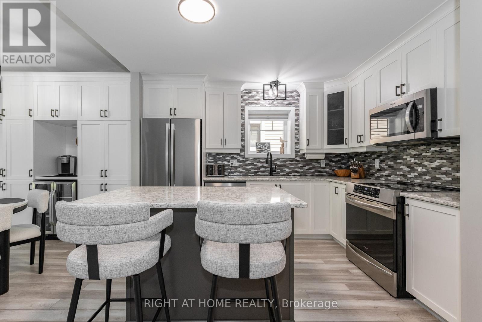 296 - 308 Masters Lane, Clarence-Rockland, Ontario  K4K 0L3 - Photo 6 - X13524102