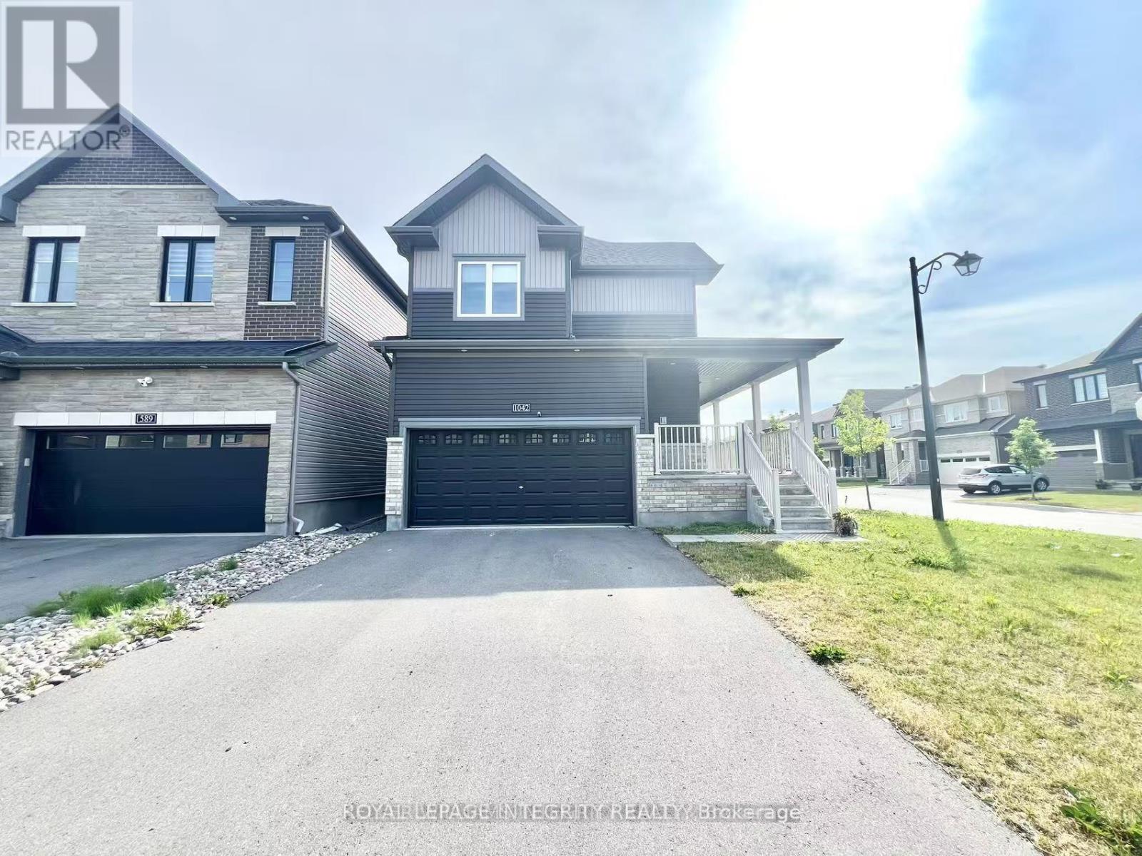 1042 Parabolica Way, Ottawa, Ontario  K2T 0R1 - Photo 1 - X13524120