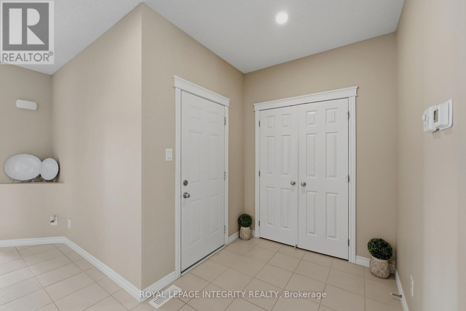 277 Huntsville Drive, Ottawa, Ontario  K2T 0H1 - Photo 9 - X13524134