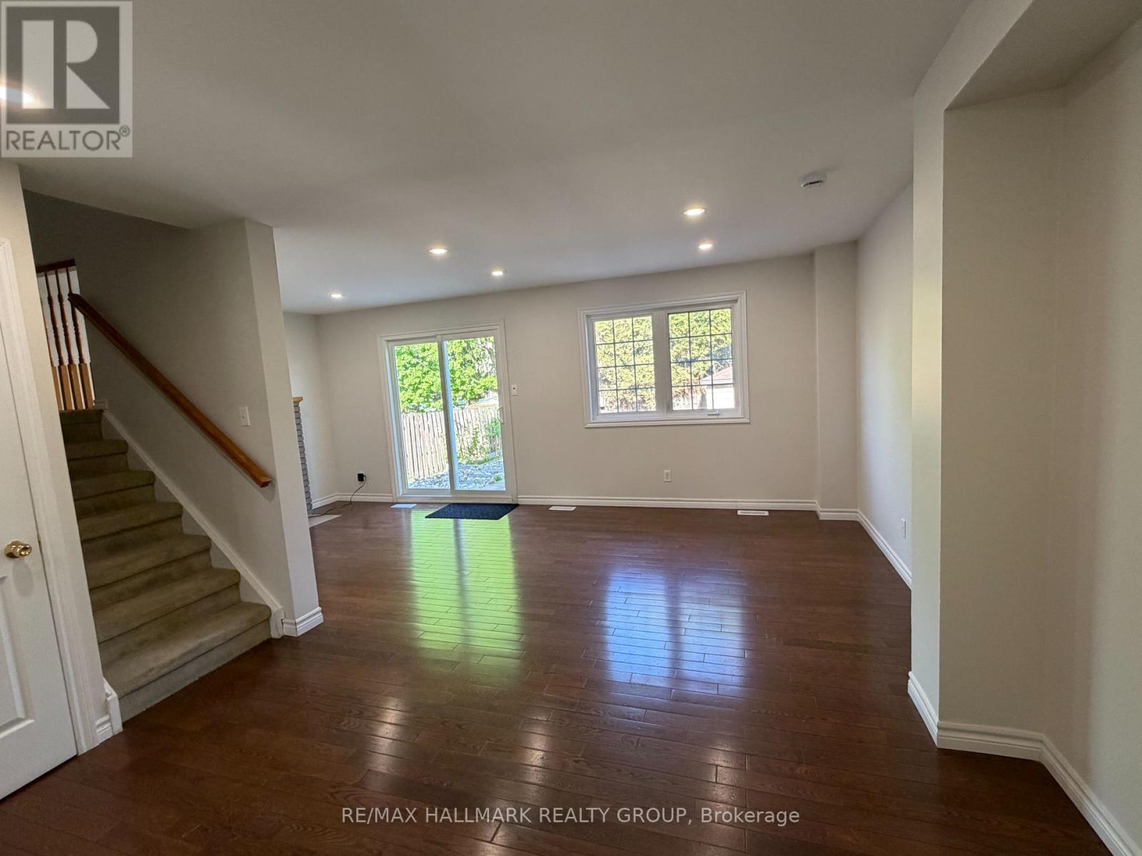 13 Raftus Square, Ottawa, Ontario  K2J 2K9 - Photo 6 - X13524204