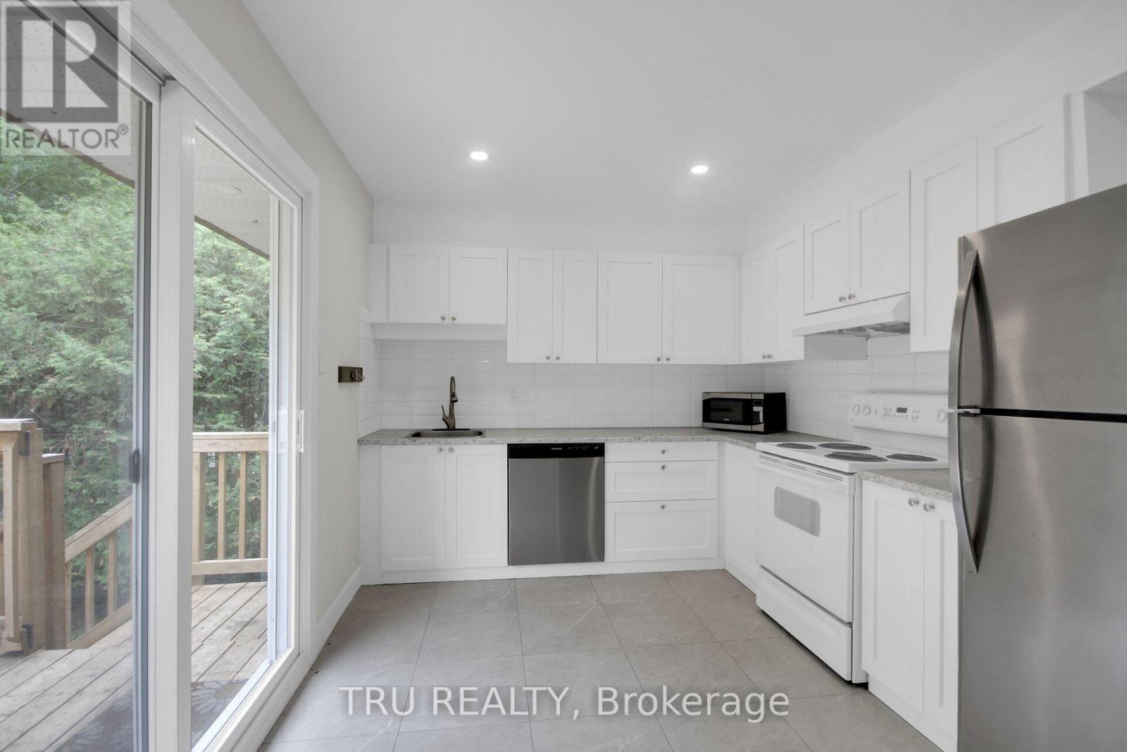 26 Langholm Crescent, Ottawa, Ontario  K2J 1H2 - Photo 9 - X13524438