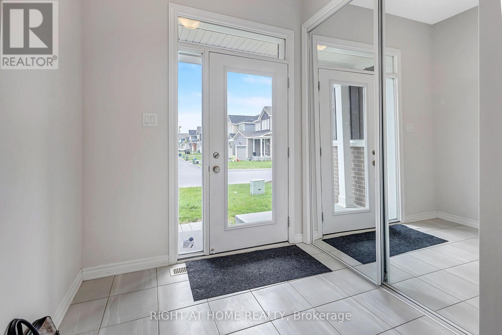 206 Pursuit Terrace, Ottawa, Ontario  K0A 2Z0 - Photo 3 - X13524718