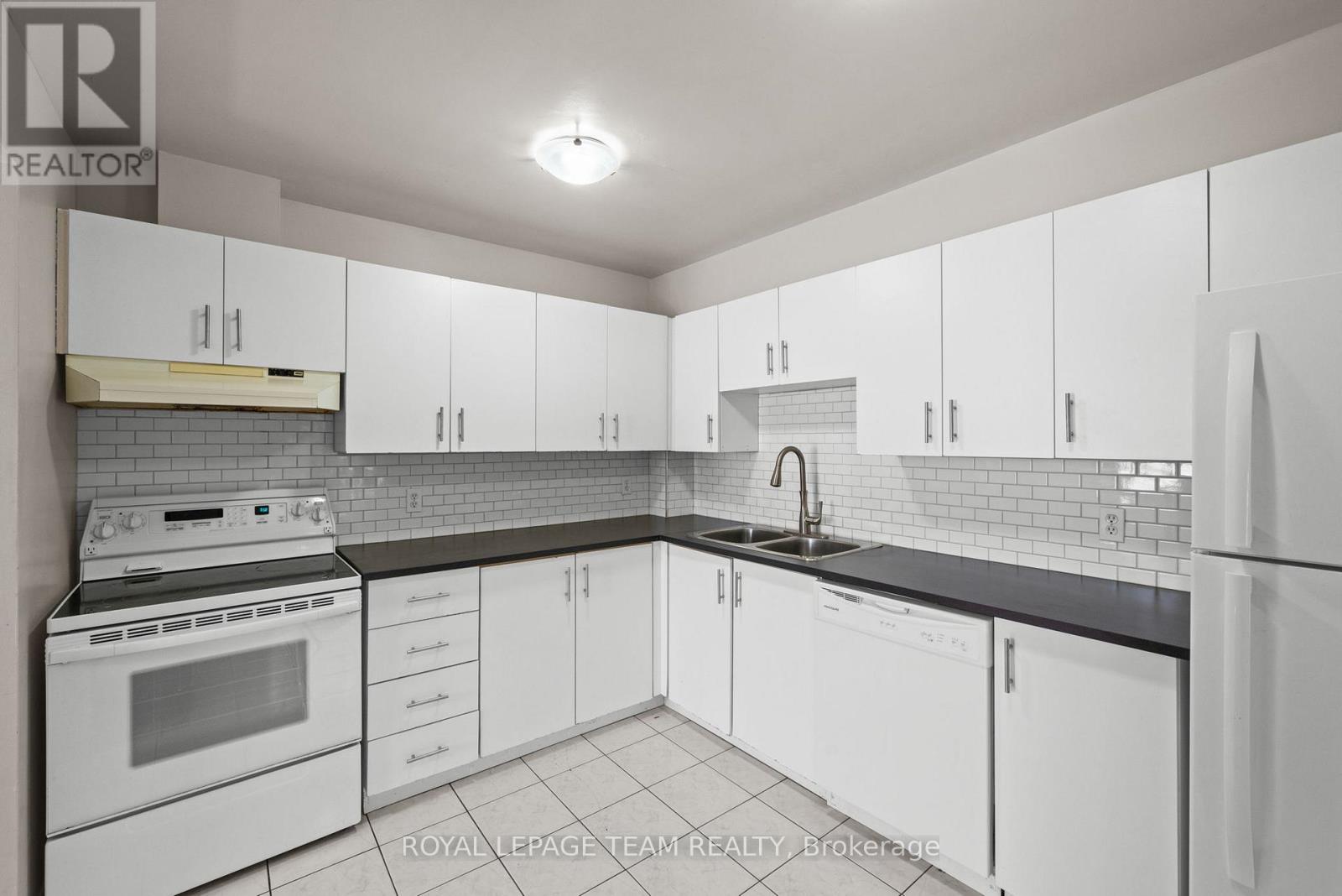 1991 Banff Avenue, Ottawa, Ontario  K1V 7X6 - Photo 18 - X13524870
