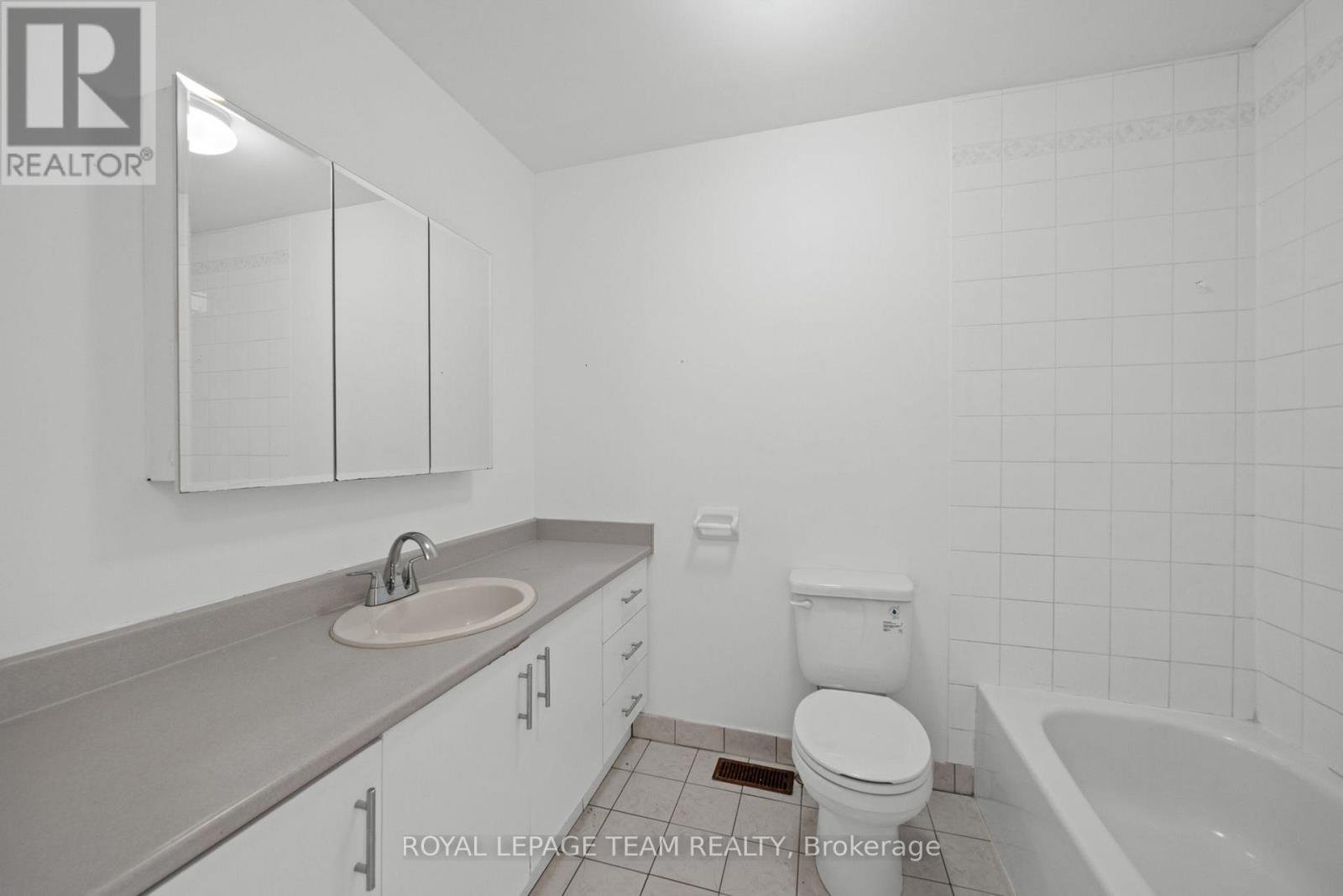 1991 Banff Avenue, Ottawa, Ontario  K1V 7X6 - Photo 31 - X13524870