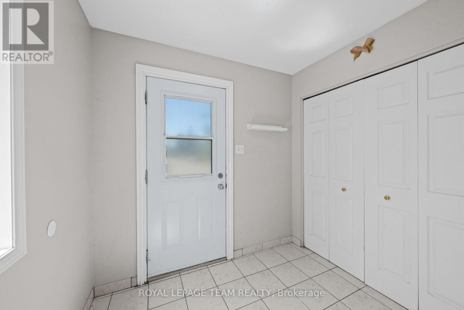1991 Banff Avenue, Ottawa, Ontario  K1V 7X6 - Photo 6 - X13524870