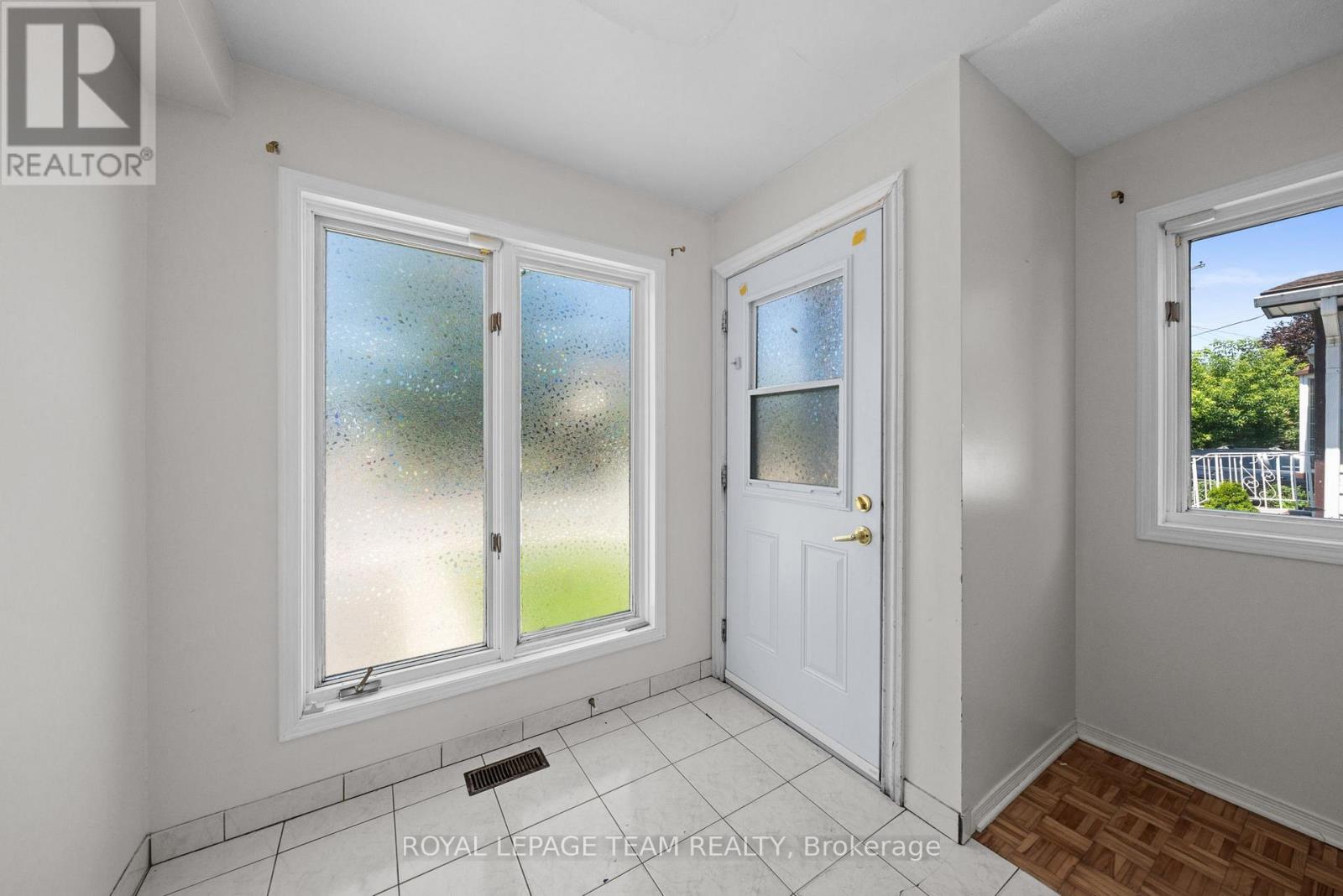 1991 Banff Avenue, Ottawa, Ontario  K1V 7X6 - Photo 7 - X13524870