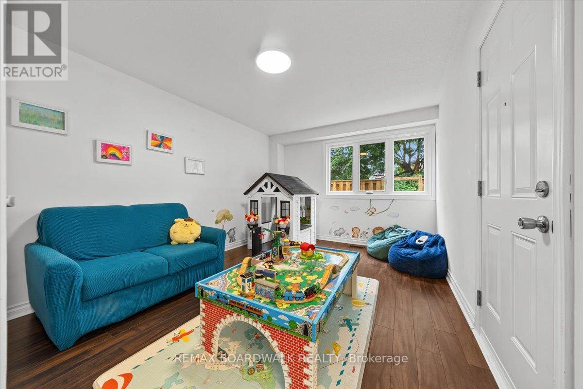 18 - 2126 Eric Crescent, Ottawa, Ontario  K1B 4P4 - Photo 23 - X13525190