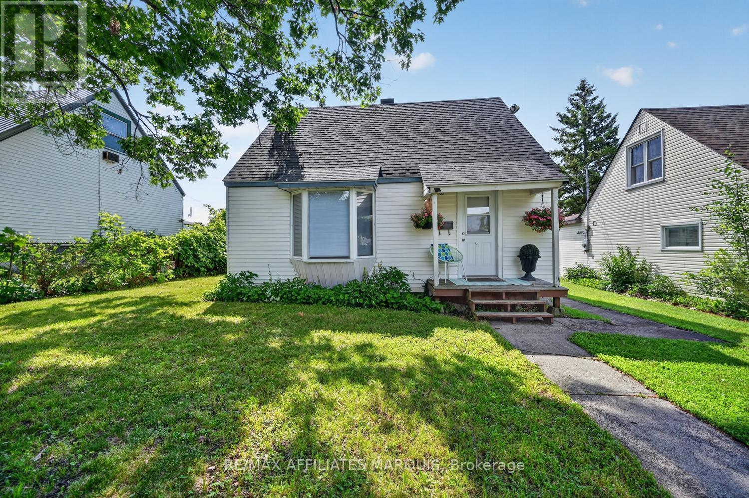 12 Churchill Crescent, Smiths Falls, Ontario  K7A 3H4 - Photo 5 - X13525278