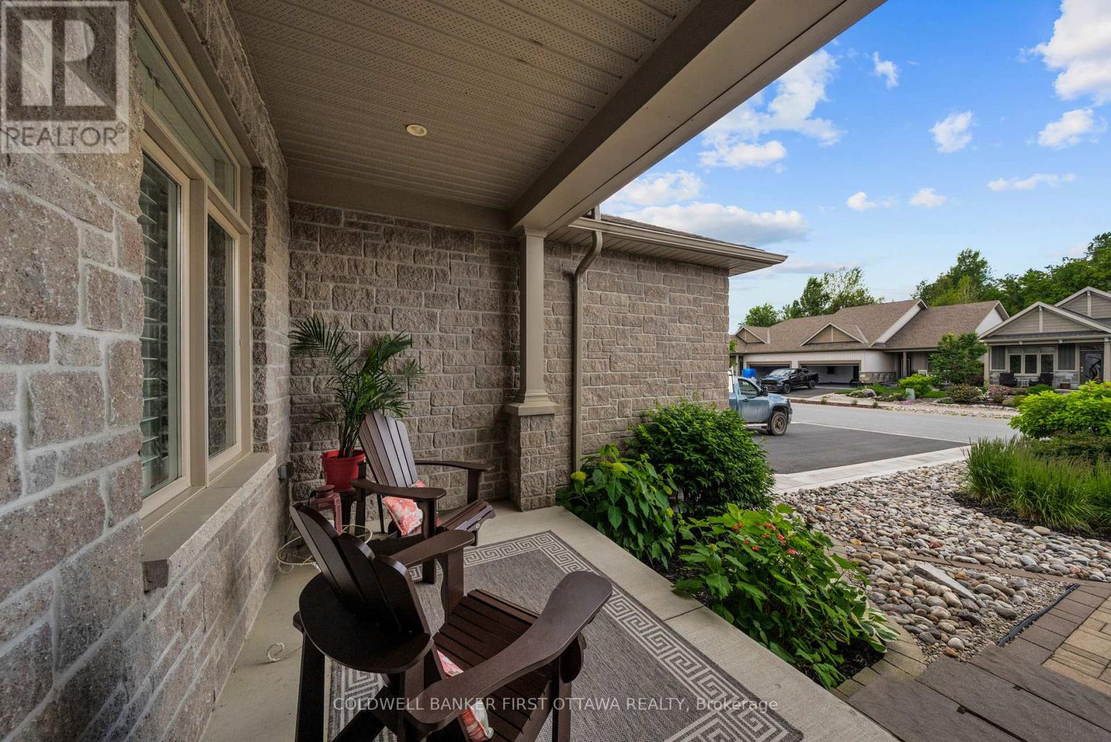 239 Royal Landing Gate, North Grenville, Ontario  K0G 1J0 - Photo 3 - X13525300