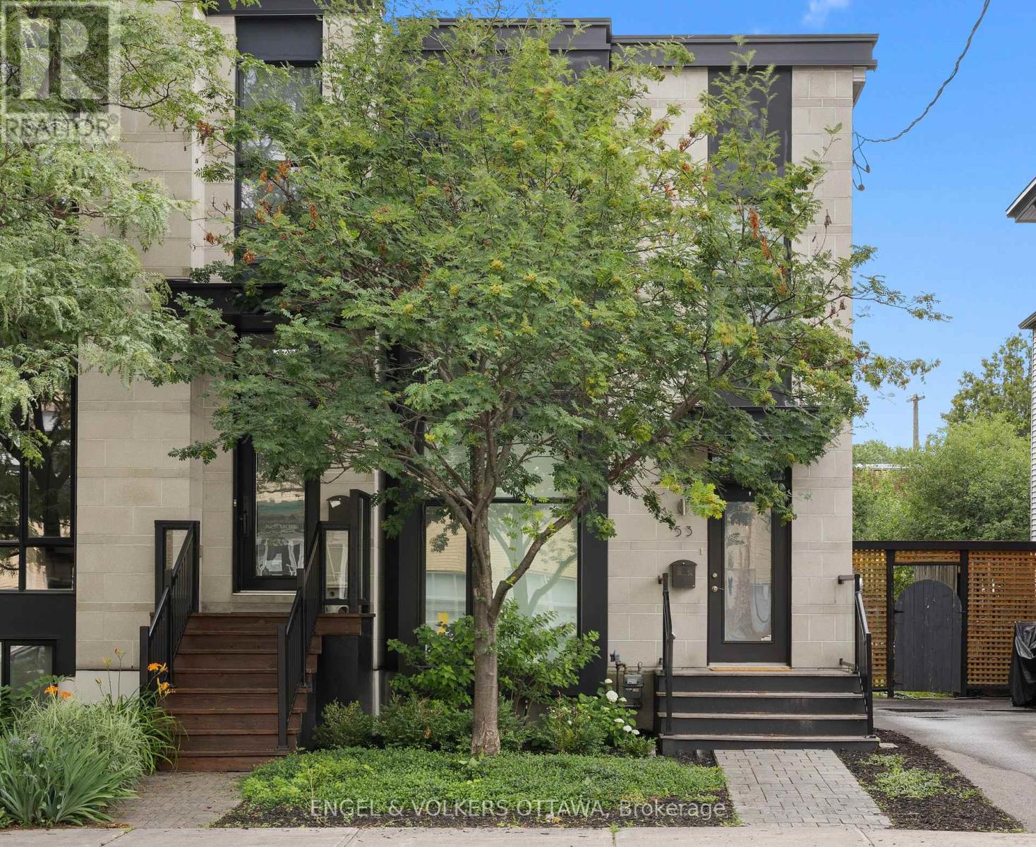 53 Vaughan Street, Ottawa, Ontario  K1M 1W9 - Photo 1 - X13525446