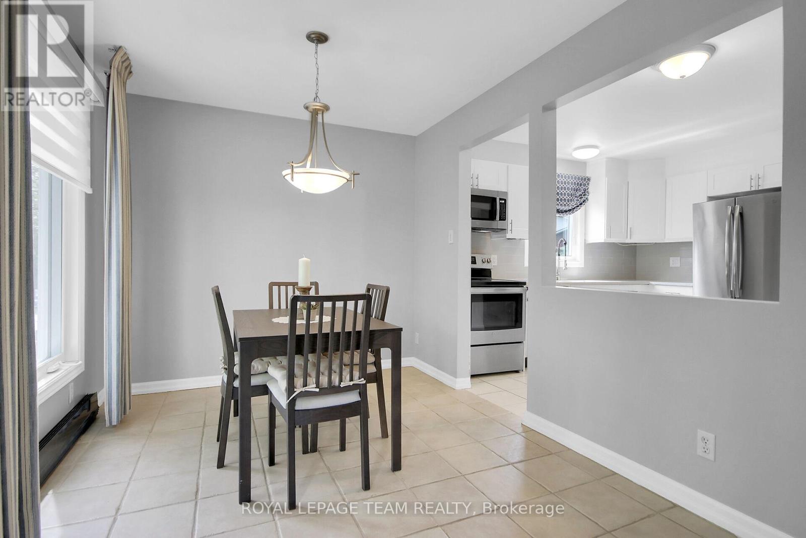 B - 10 Stonehill Court, Ottawa, Ontario  K2M 1E5 - Photo 13 - X13525556