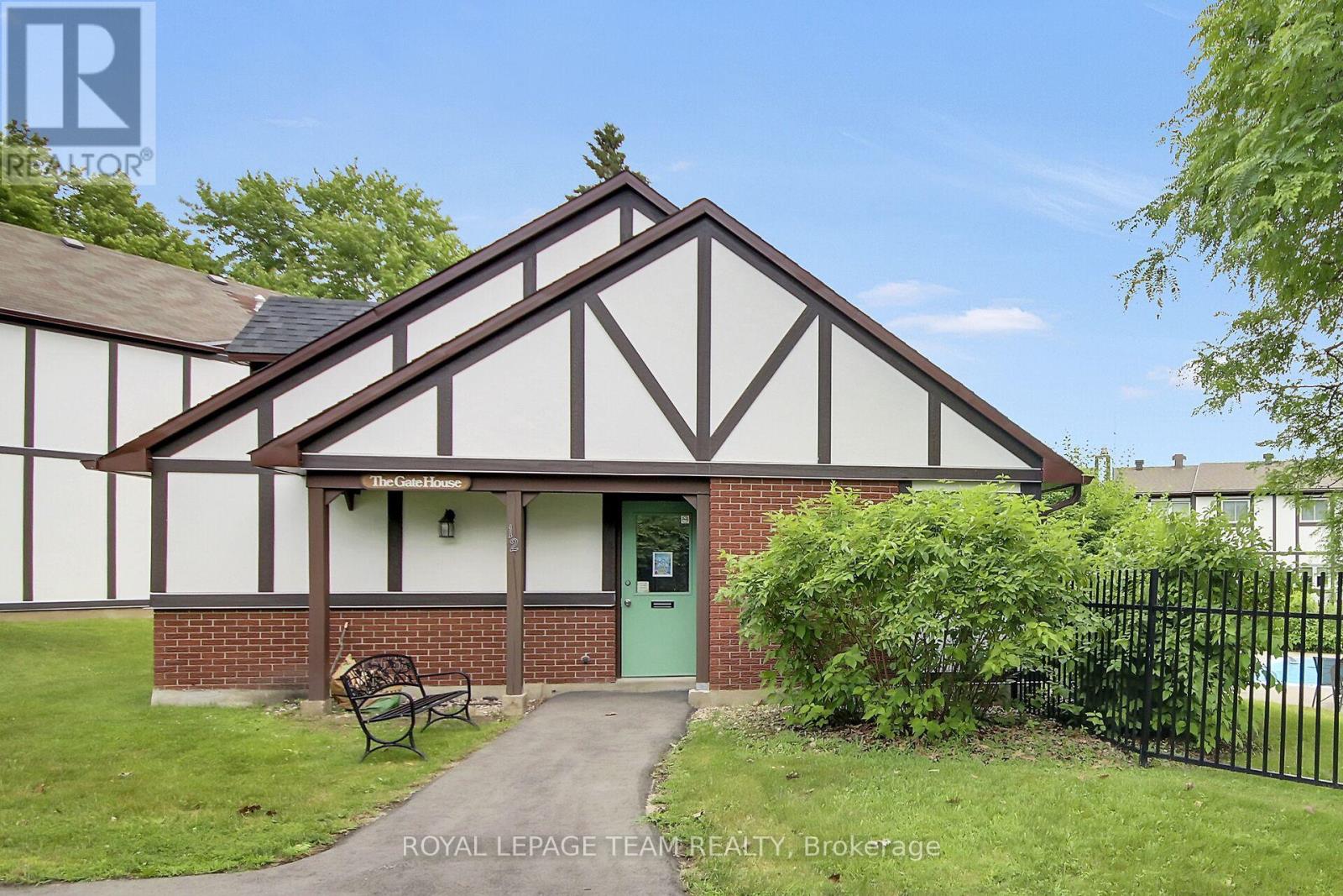 B - 10 Stonehill Court, Ottawa, Ontario  K2M 1E5 - Photo 35 - X13525556