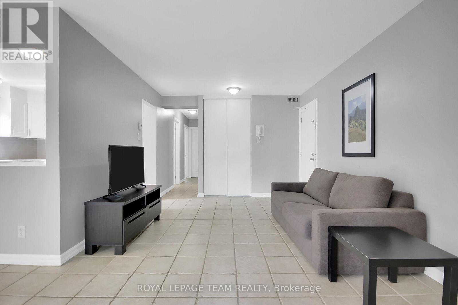 B - 10 Stonehill Court, Ottawa, Ontario  K2M 1E5 - Photo 7 - X13525556