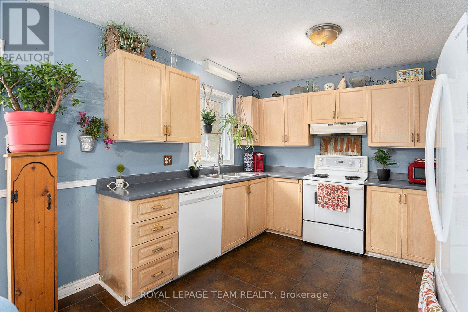 4 Black Walnut Road, North Grenville, Ontario  K0G 1J0 - Photo 14 - X13525704