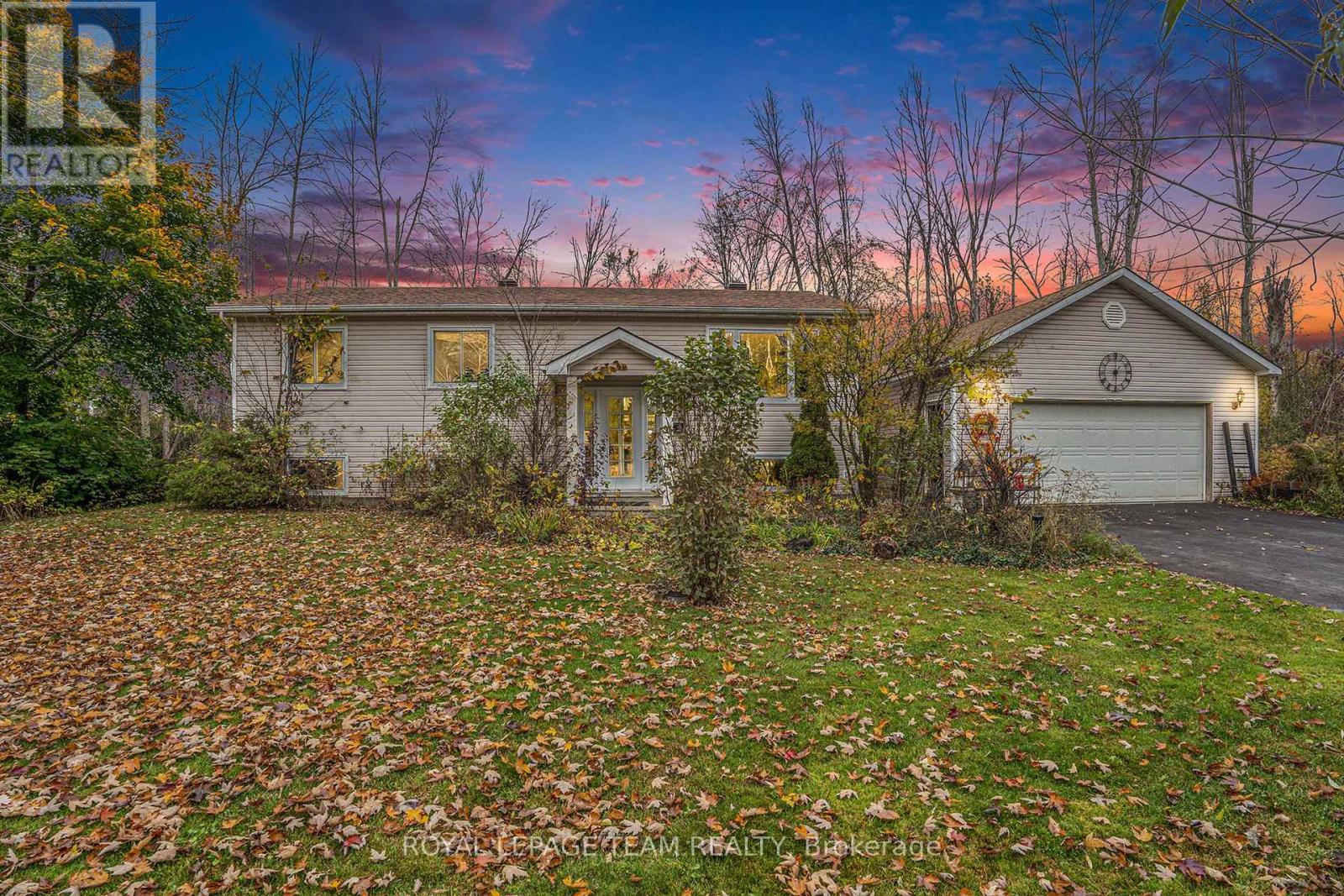 4 Black Walnut Road, North Grenville, Ontario  K0G 1J0 - Photo 2 - X13525704
