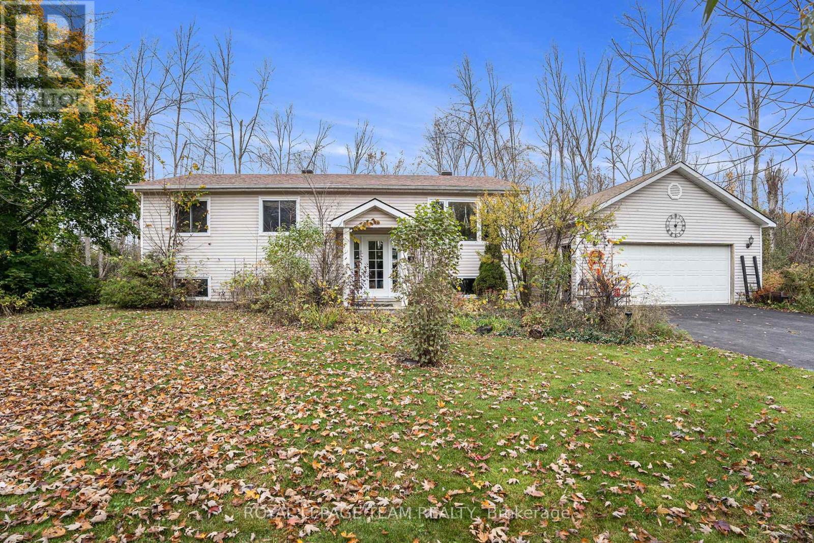 4 Black Walnut Road, North Grenville, Ontario  K0G 1J0 - Photo 37 - X13525704