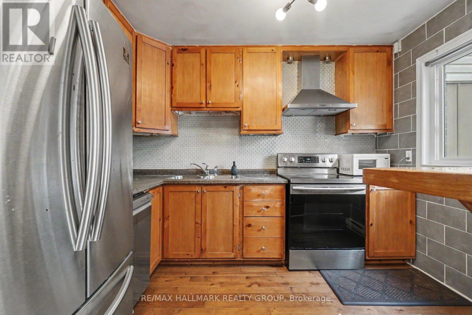 101 - 3045 Olympic Way, Ottawa, Ontario  K1T 1Y5 - Photo 11 - X13525786