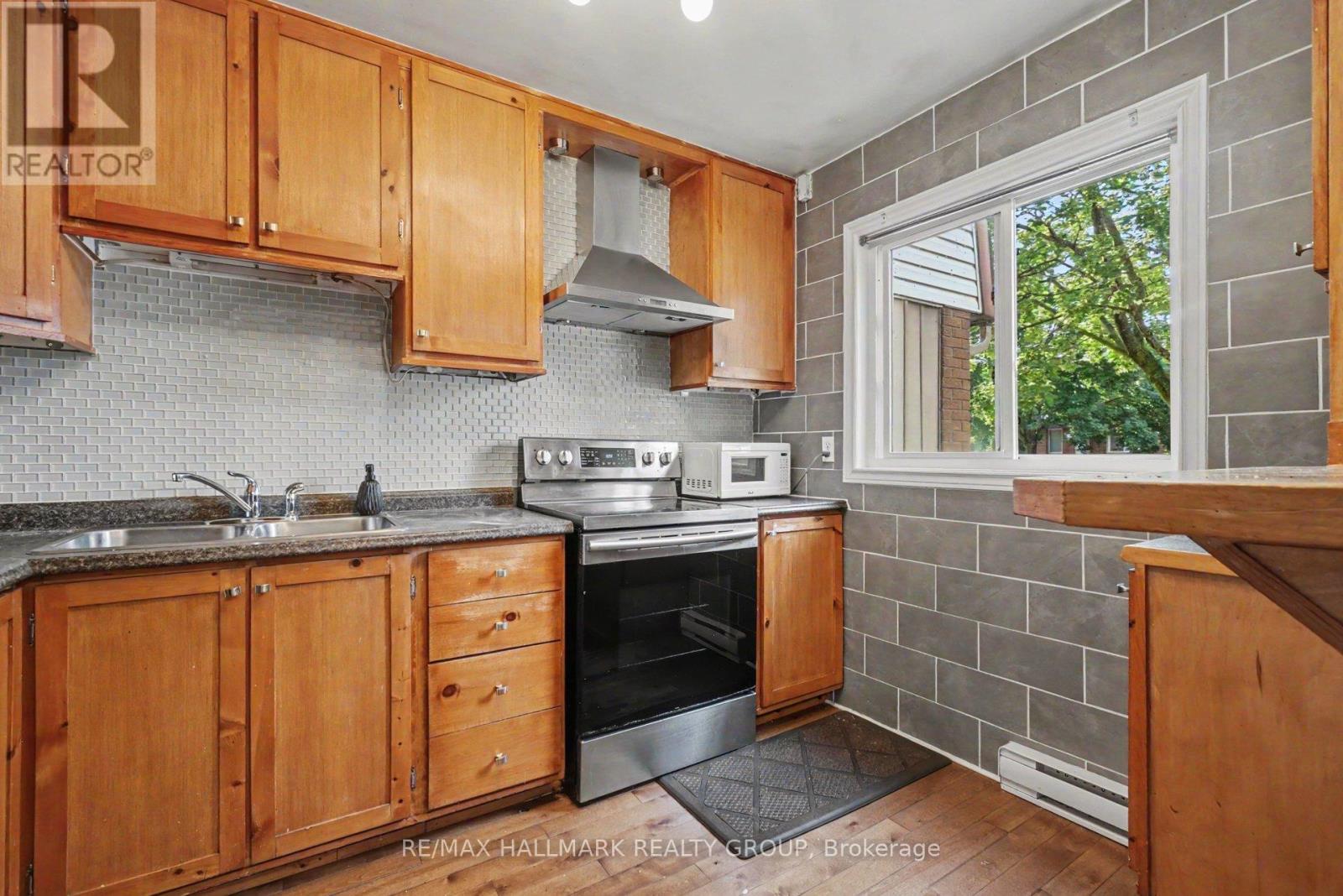 101 - 3045 Olympic Way, Ottawa, Ontario  K1T 1Y5 - Photo 12 - X13525786
