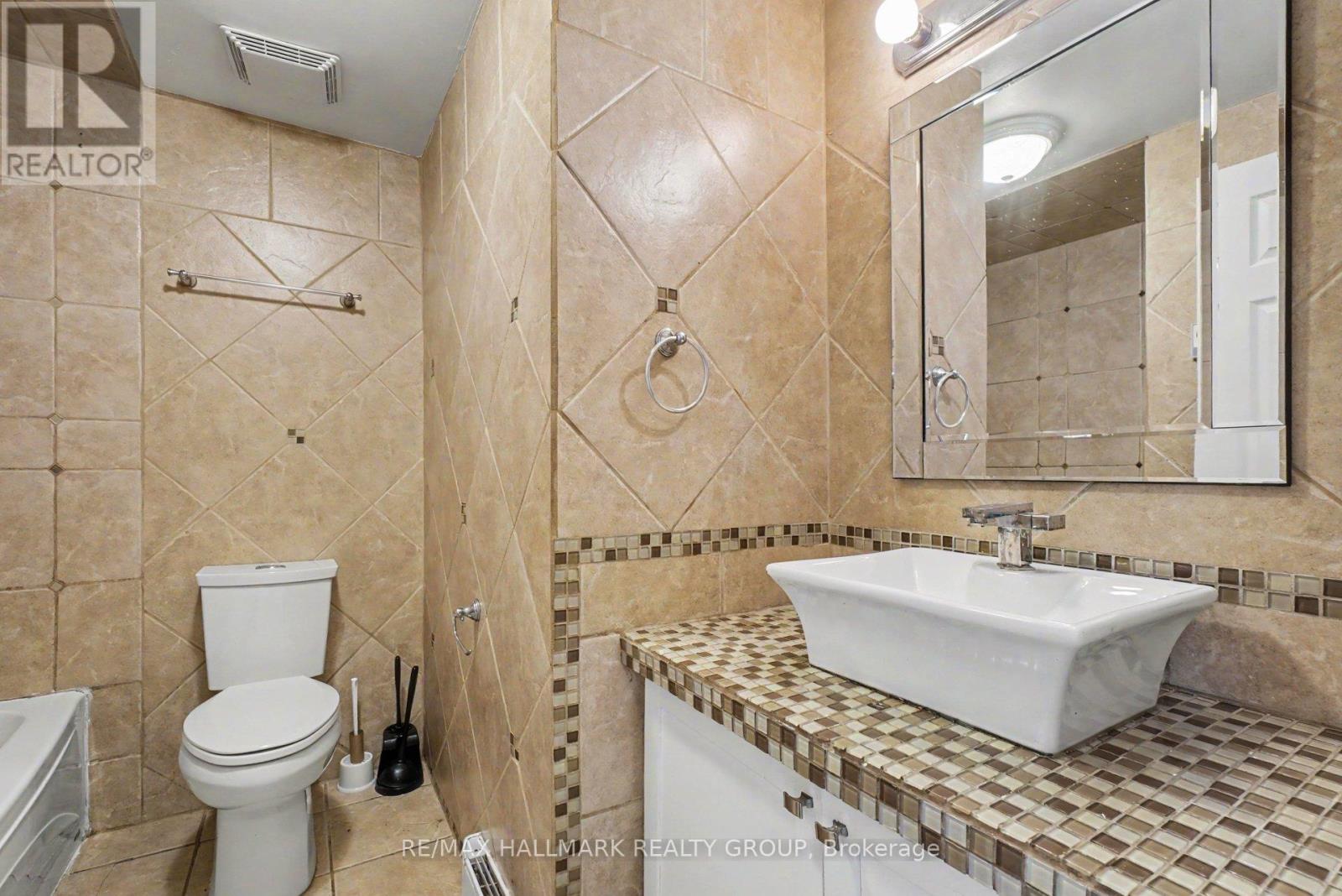 101 - 3045 Olympic Way, Ottawa, Ontario  K1T 1Y5 - Photo 17 - X13525786