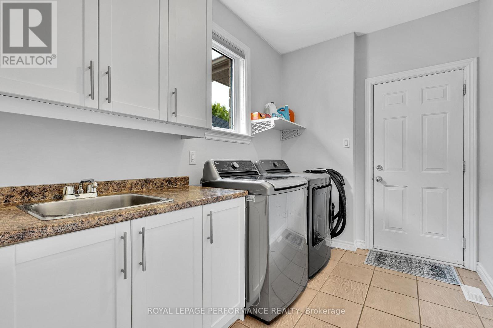 767 Long Point Circle, Ottawa, Ontario  K1T 4H5 - Photo 17 - X13525818