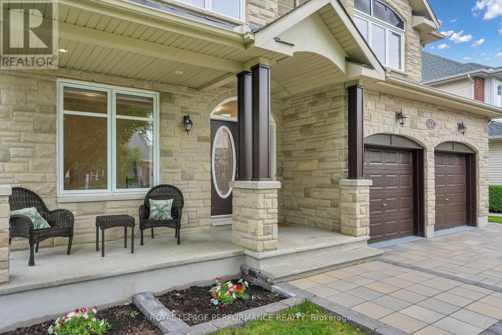 767 Long Point Circle, Ottawa, Ontario  K1T 4H5 - Photo 3 - X13525818