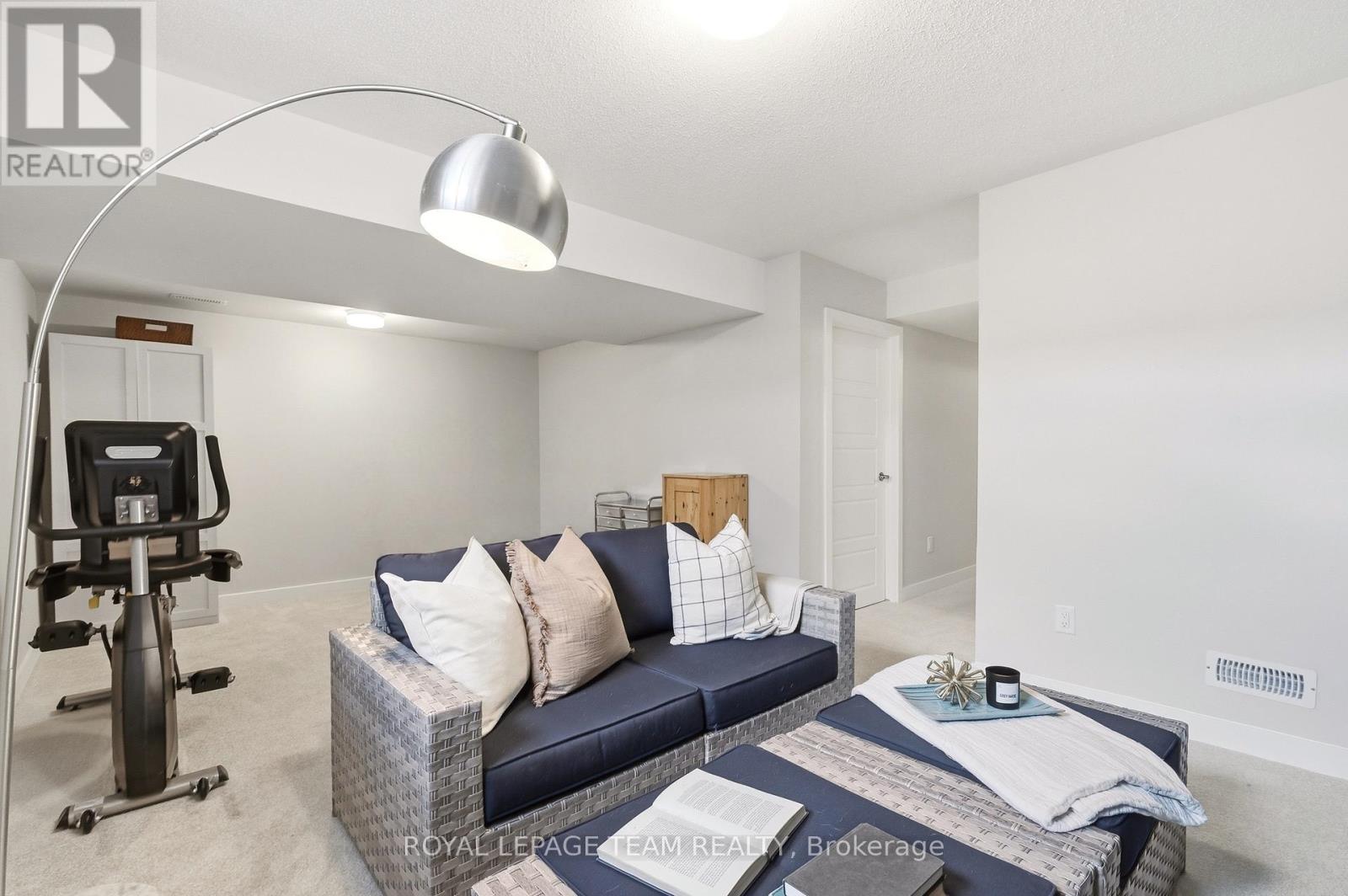 184 Robert Perry Street, North Grenville, Ontario  K0G 1J0 - Photo 33 - X13525944
