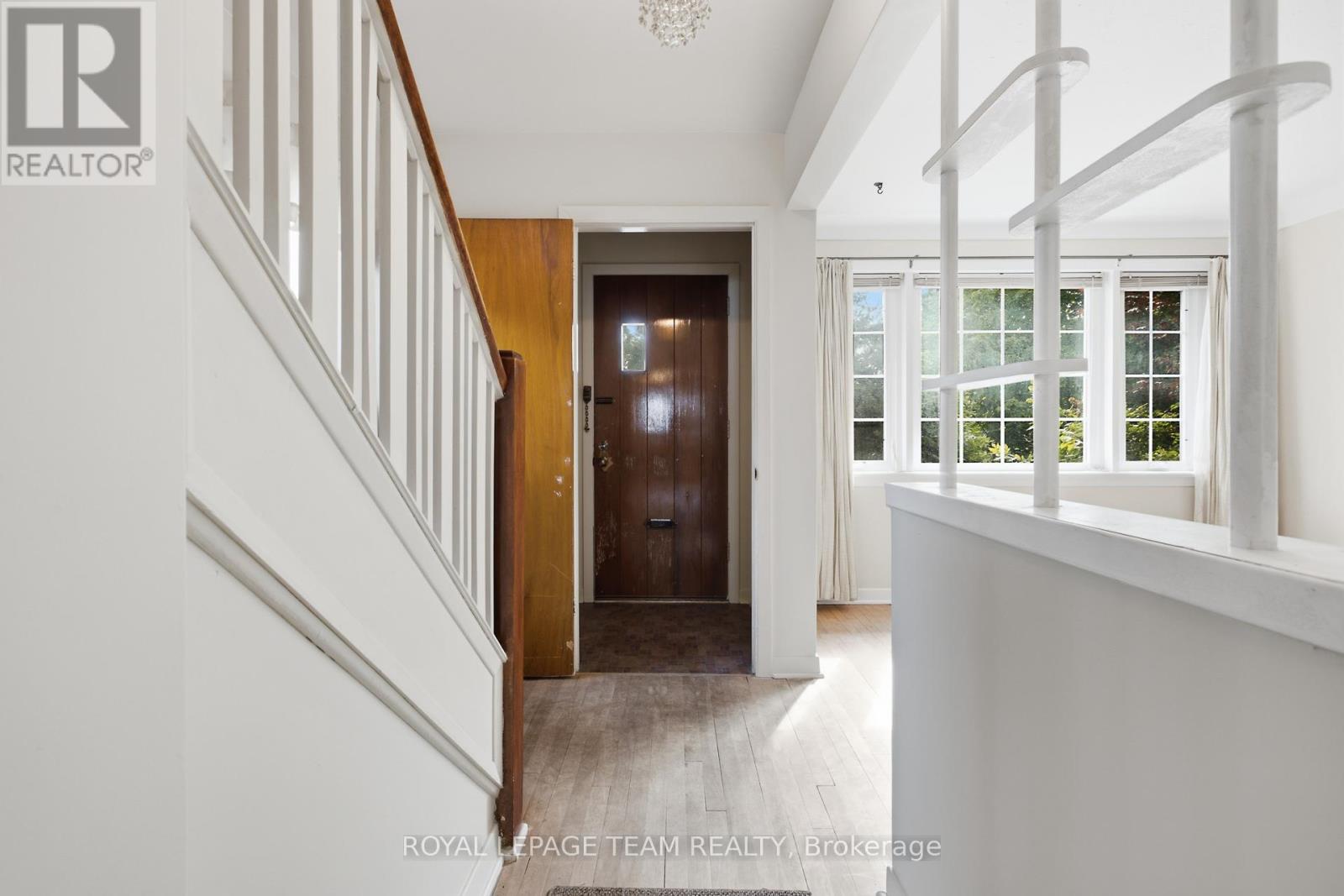 1020 Riddell Avenue S, Ottawa, Ontario  K2C 2J5 - Photo 3 - X13525946