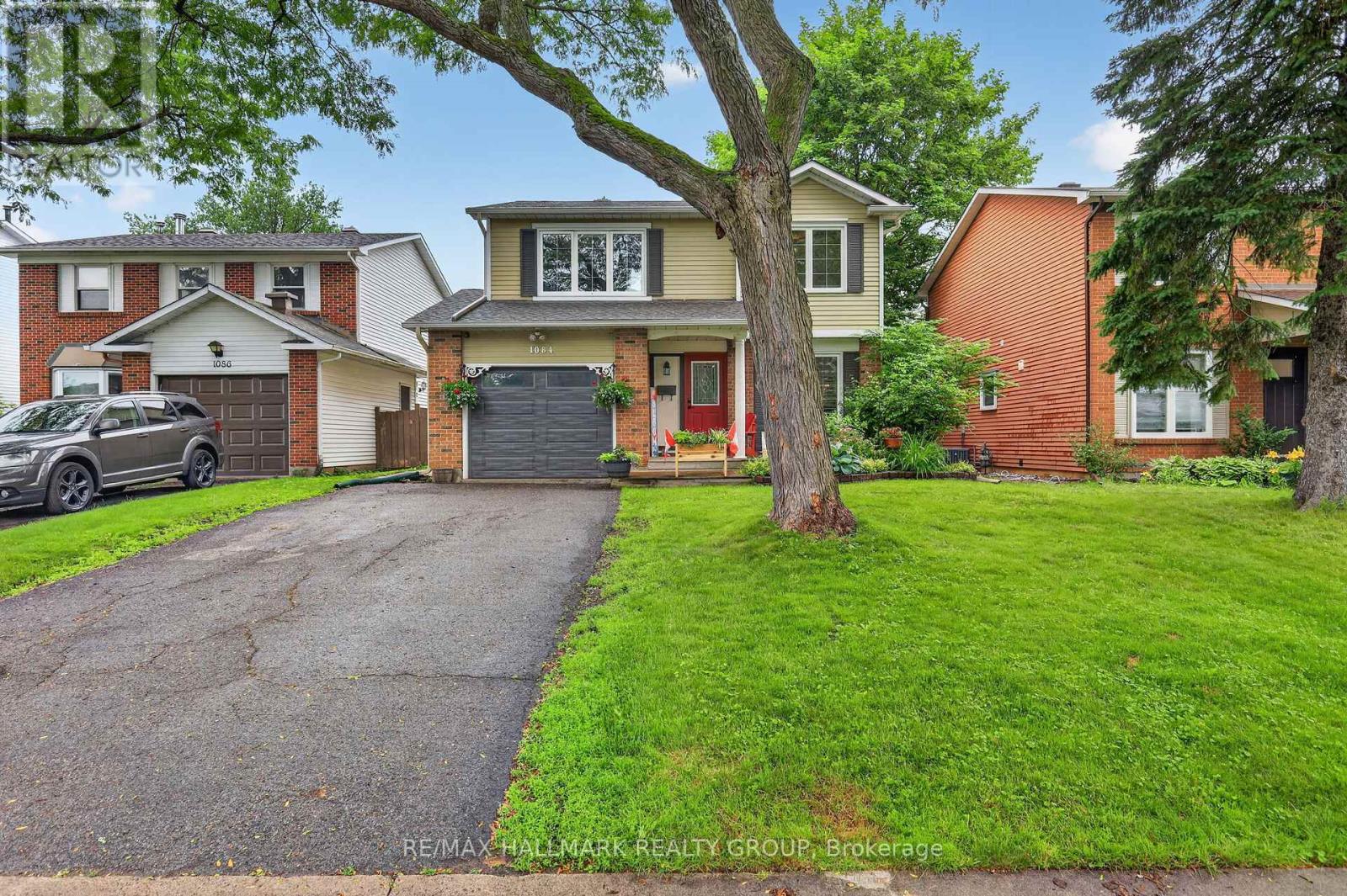 1084 St Germain Crescent, Ottawa, Ontario  K1C 2L8 - Photo 2 - X13526066