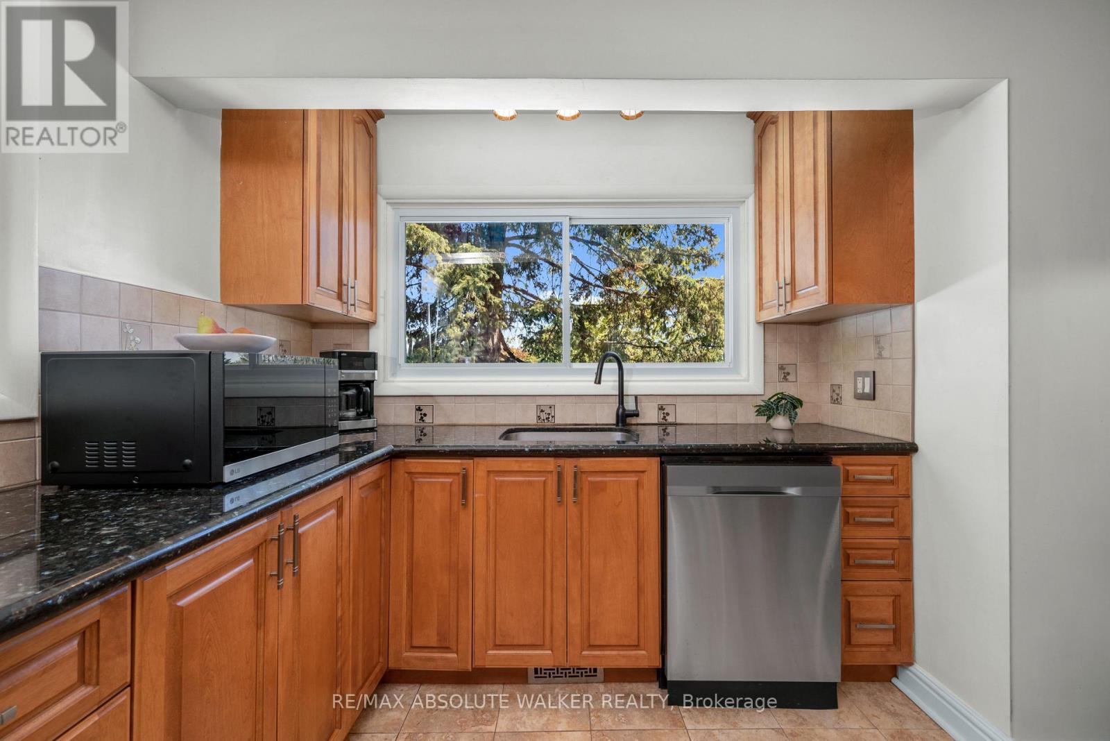 26 Riverdale Avenue, Ottawa, Ontario  K1S 1R2 - Photo 11 - X13526222