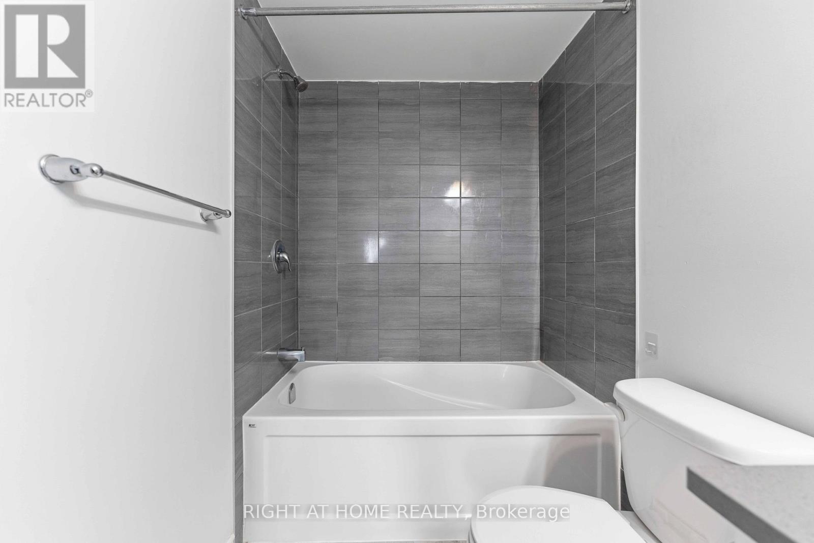 404 Edgevalley Court, Ottawa, Ontario  K2S 2R3 - Photo 24 - X13526286
