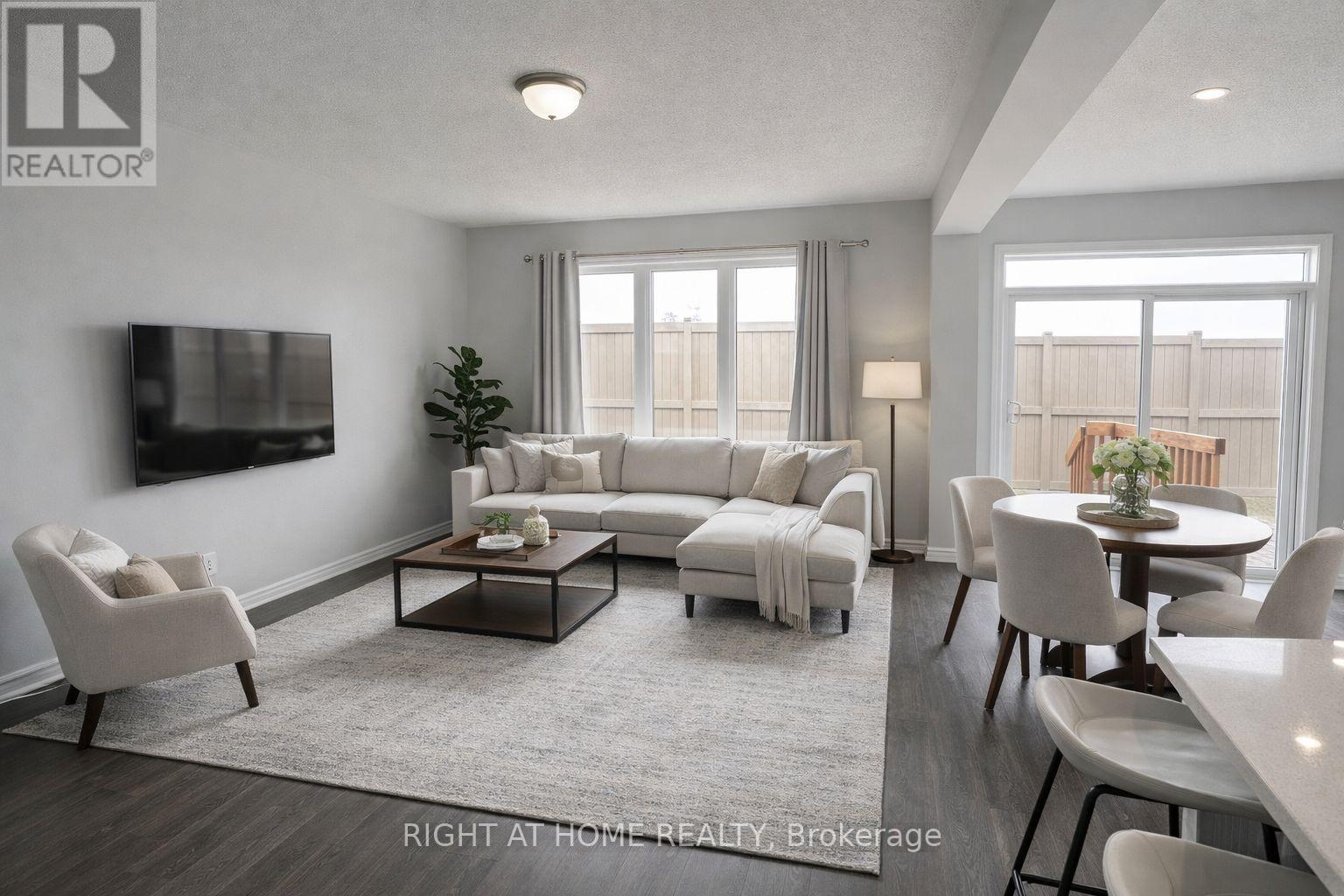 404 Edgevalley Court, Ottawa, Ontario  K2S 2R3 - Photo 4 - X13526286
