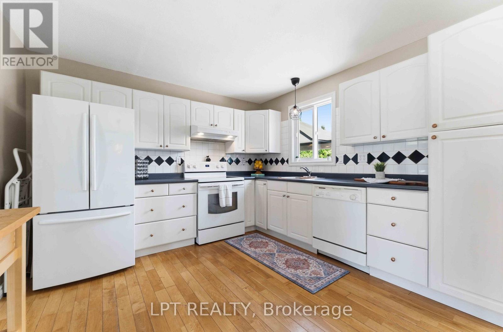 34 Fringewood Drive, Ottawa, Ontario  K2S 1V1 - Photo 10 - X13527070