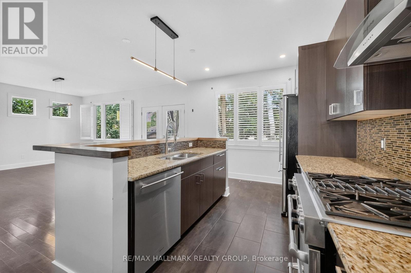 1559 Queensdale Avenue, Ottawa, Ontario  K1T 1J3 - Photo 19 - X13527106