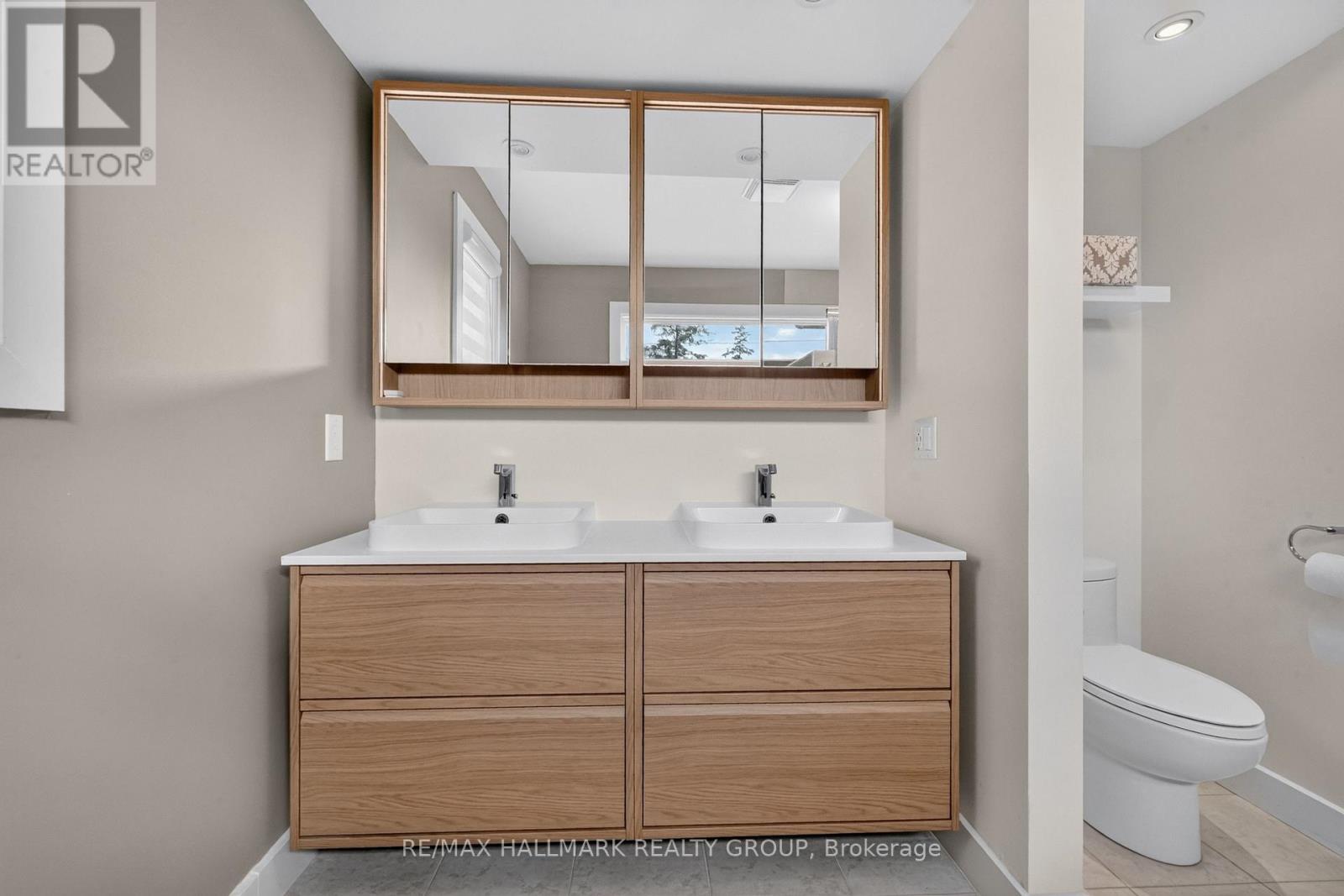 1559 Queensdale Avenue, Ottawa, Ontario  K1T 1J3 - Photo 32 - X13527106