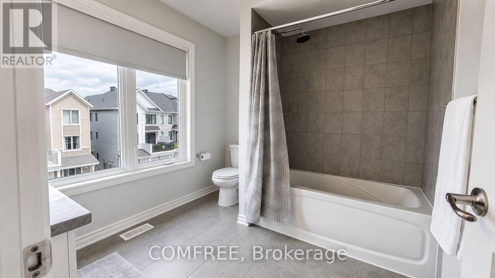 92 Ballinora Lane, Ottawa, Ontario  K2S 2Z5 - Photo 8 - X13527234