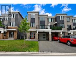 92 BALLINORA LANE, Ottawa, Ontario