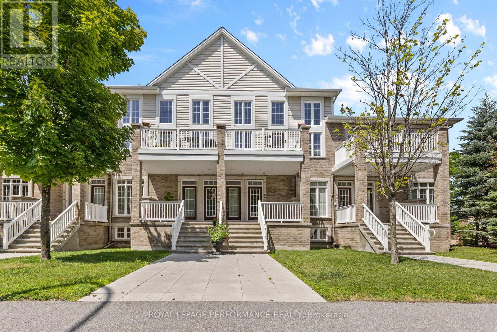 80a Stonehaven Drive, Ottawa, Ontario  K2M 0C1 - Photo 1 - X13527322