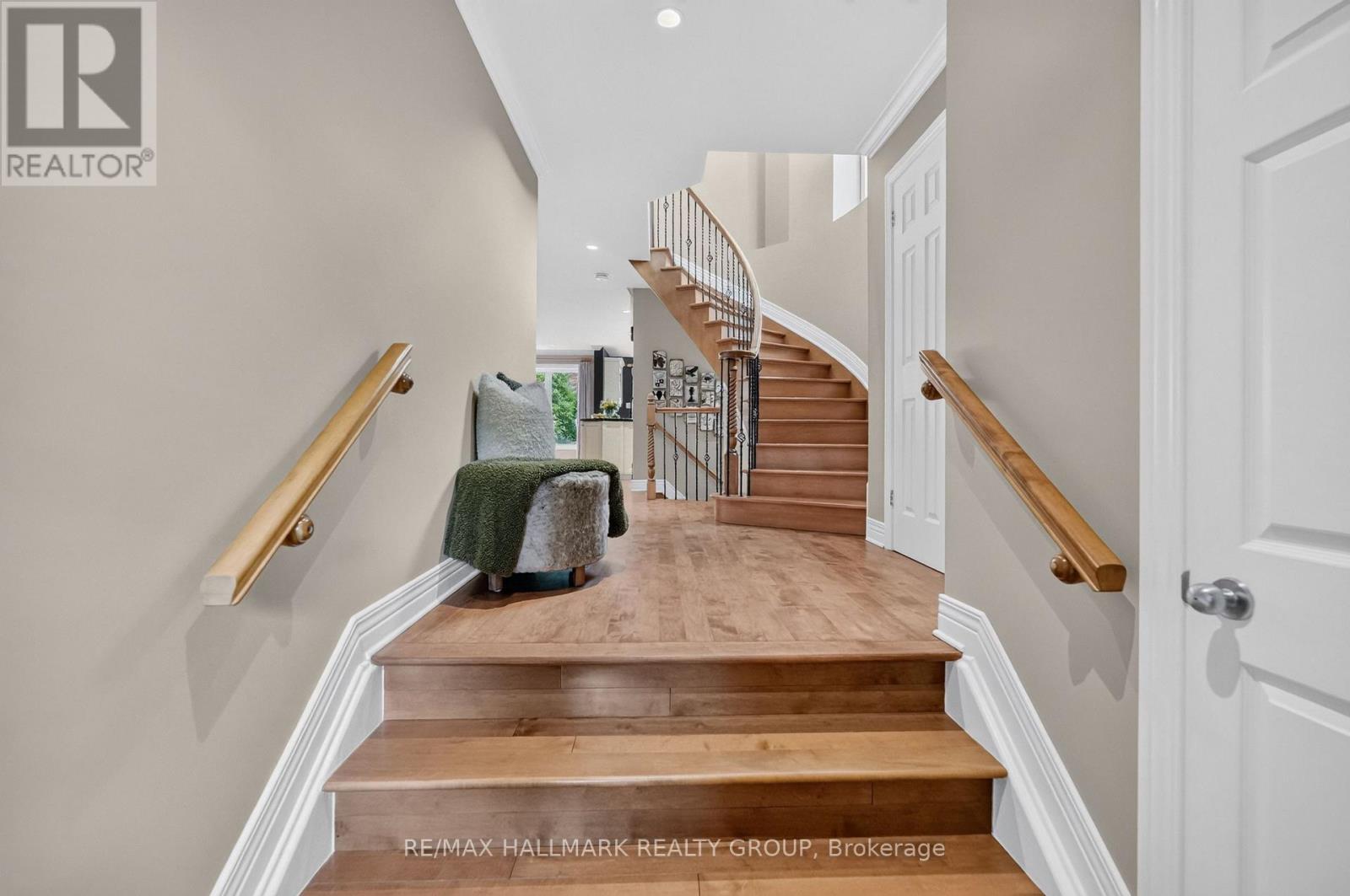 615 Aquaview Drive, Ottawa, Ontario  K4A 4W1 - Photo 4 - X13527396