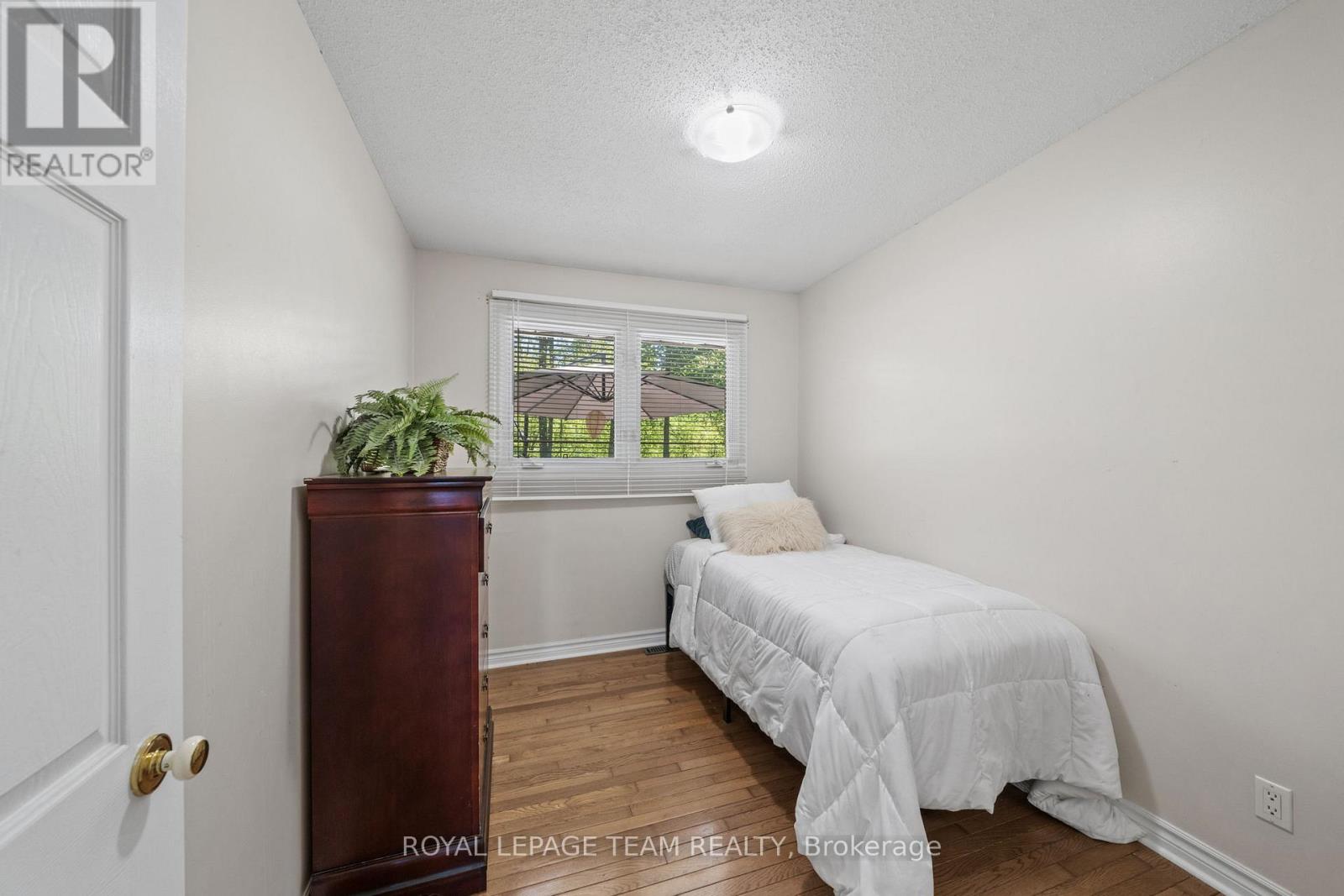 5643 Ficko Crescent, Ottawa, Ontario  K1X 1H3 - Photo 16 - X13527460