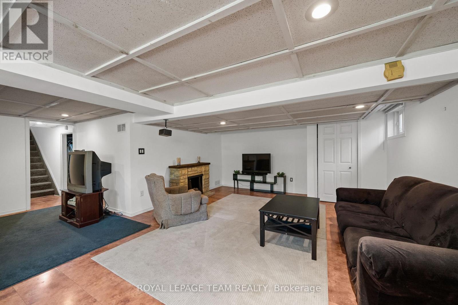 5643 Ficko Crescent, Ottawa, Ontario  K1X 1H3 - Photo 21 - X13527460