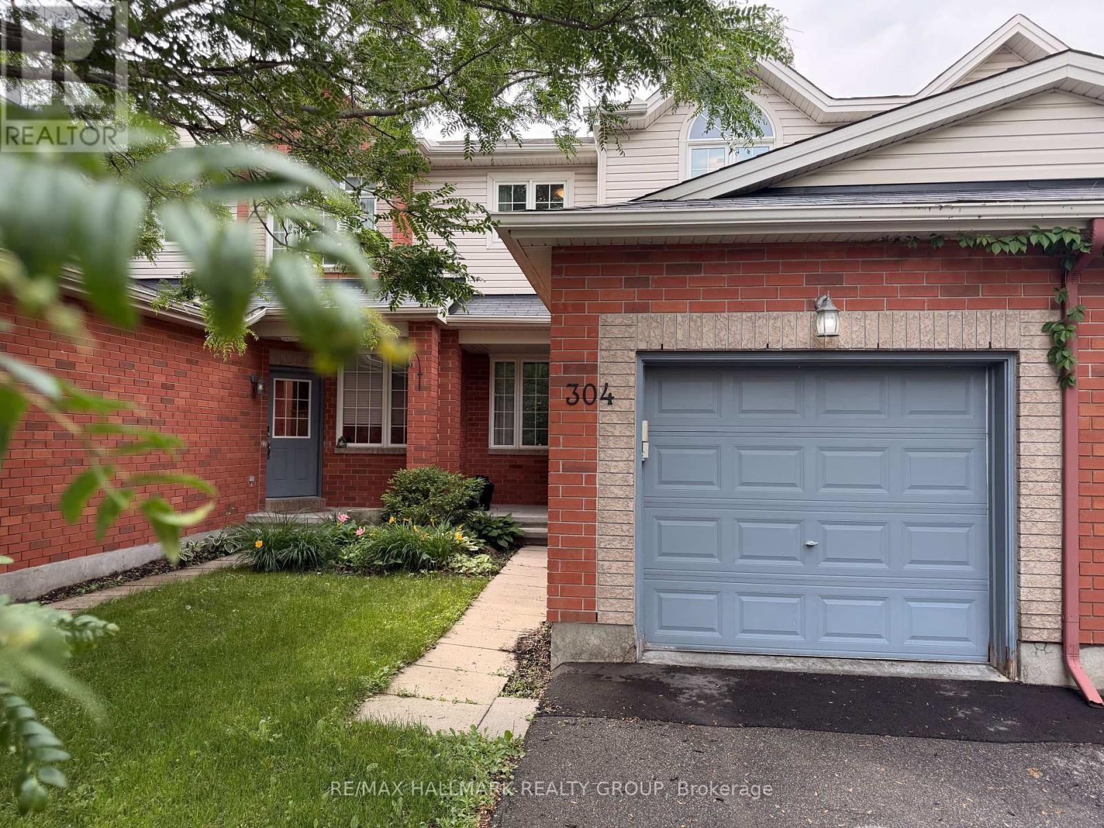 304 Applecross Crescent, Ottawa, Ontario  K2K 0C4 - Photo 1 - X13527576
