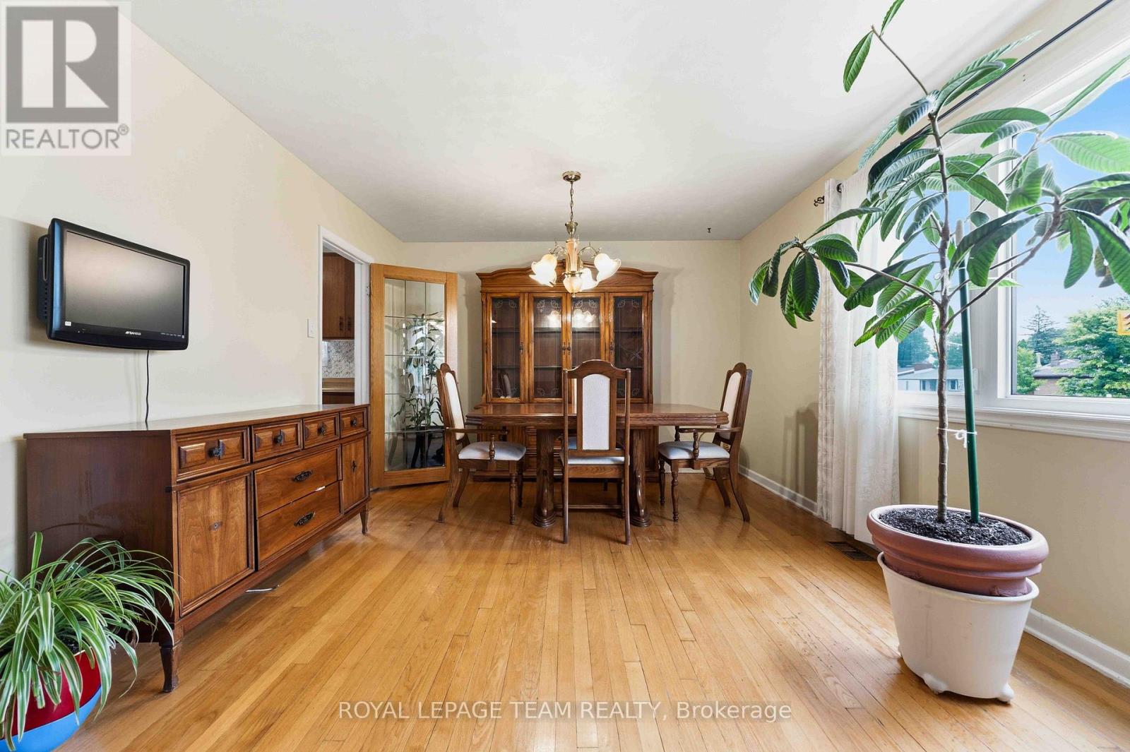 1197 Maitland Avenue, Ottawa, Ontario  K2C 2B8 - Photo 6 - X13527622