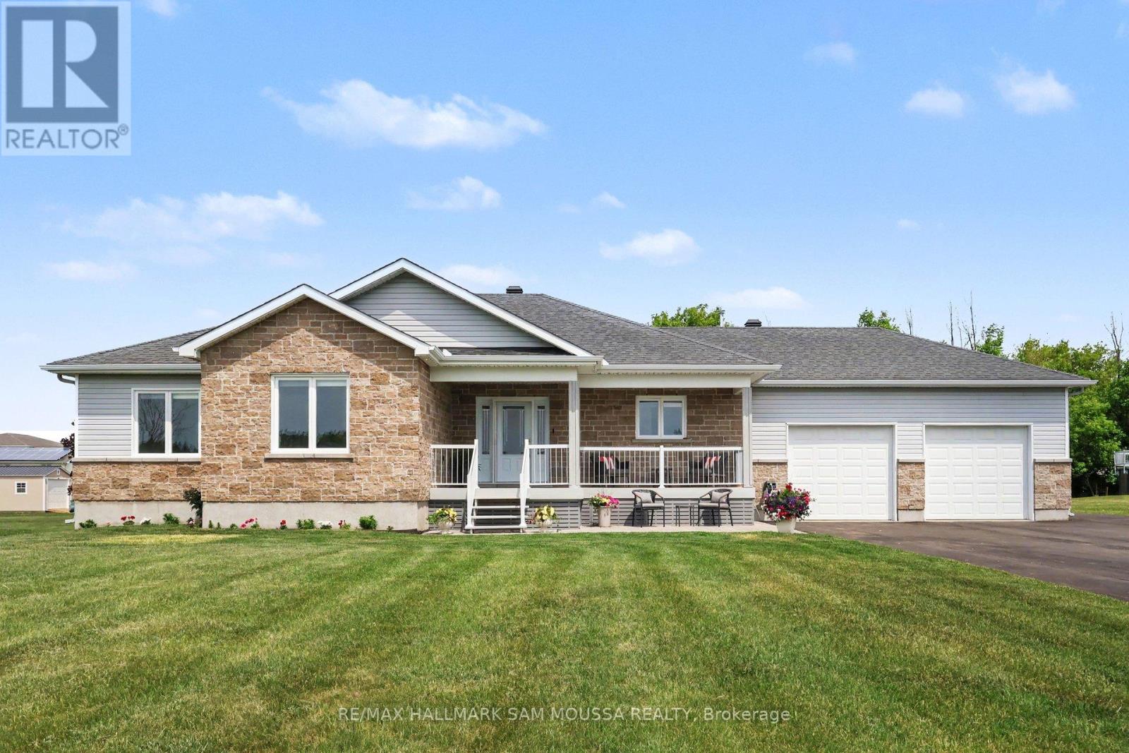 105 Danika Street, Clarence-Rockland, Ontario  K0A 2A0 - Photo 1 - X13527700