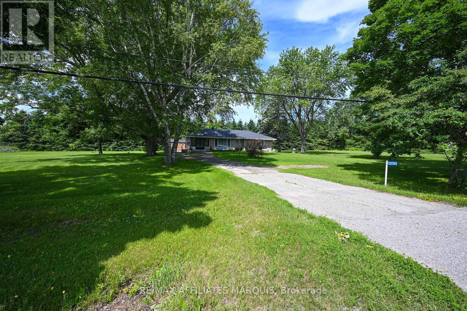 12095 Highway 15 Road, Montague, Ontario  K7A 0L4 - Photo 3 - X13527850
