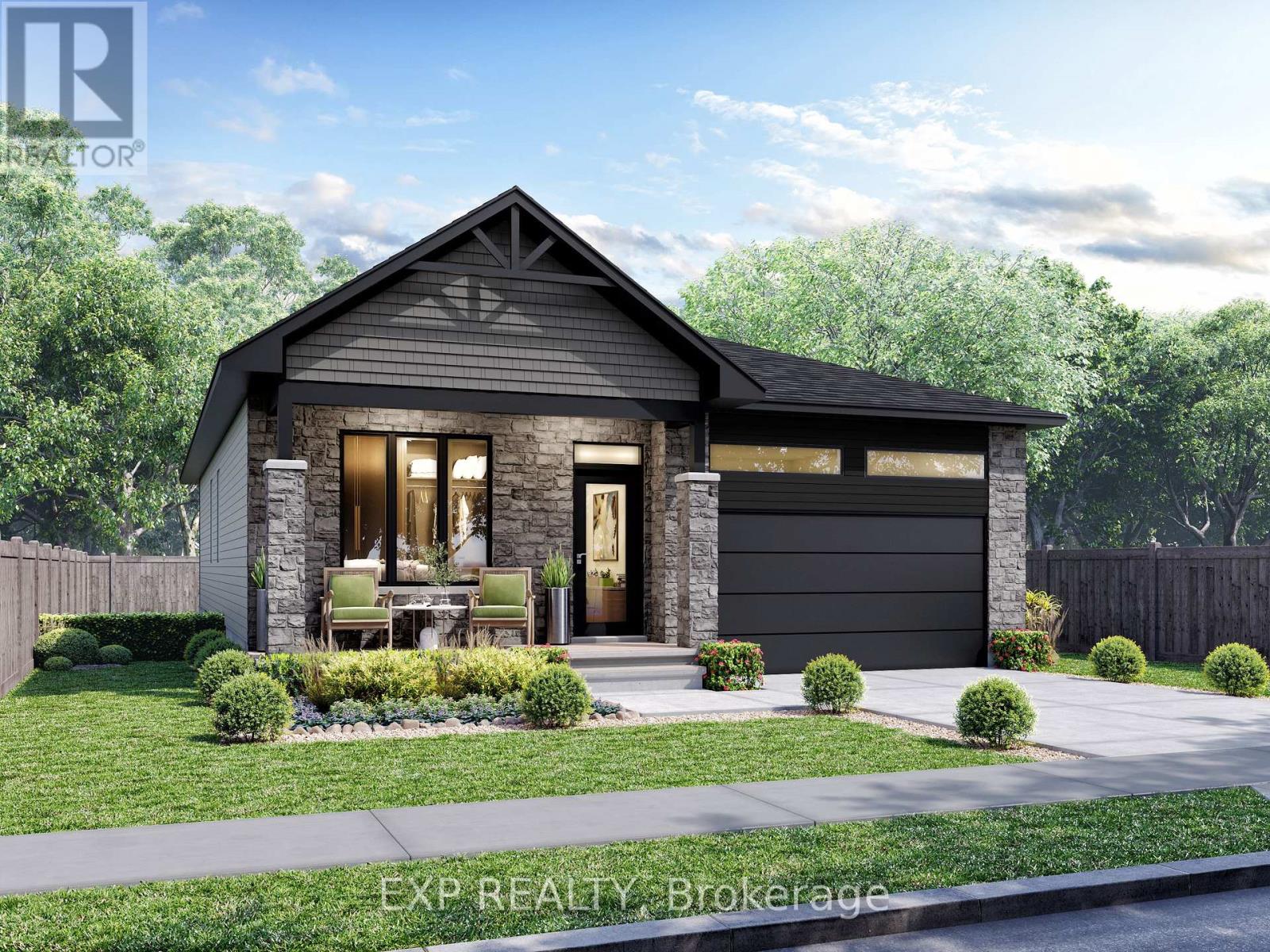 675 Chillon Street, Alfred And Plantagenet, Ontario   - Photo 1 - X13527956