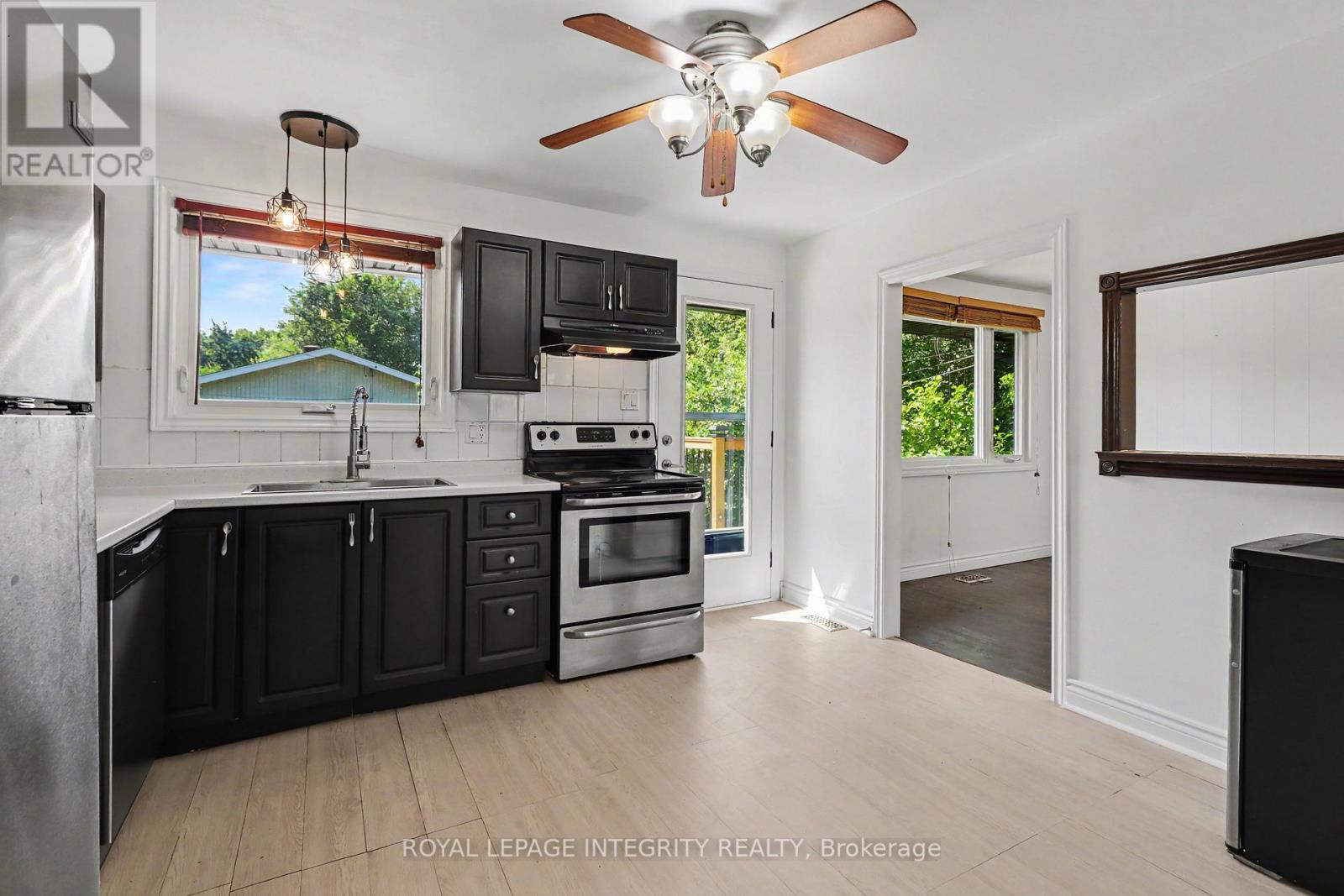 1034 Walkley Road, Ottawa, Ontario  K1V 6R2 - Photo 11 - X13527984