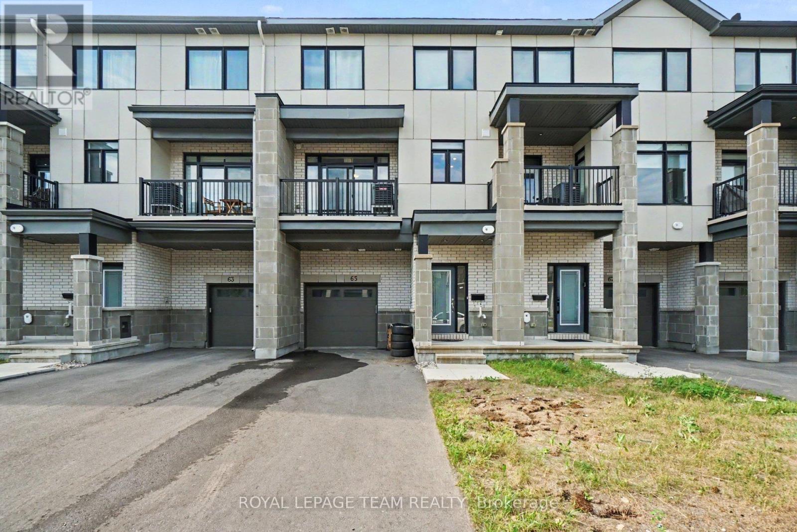 65 Arinto Place, Ottawa, Ontario  K2S 2R7 - Photo 1 - X13528142